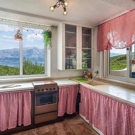 2 Bedroom Beautiful In Feriehus *